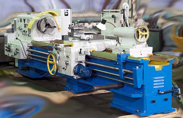 Загальний вигляд токарно-гвинторізного верстата 1М63 1М63 Загальний вигляд токарно-гвинторізного верстата